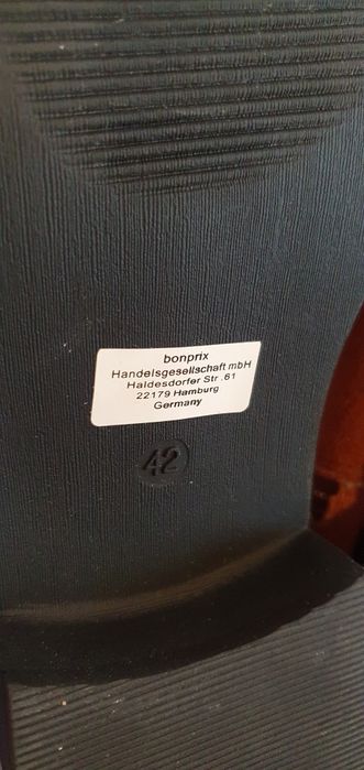 Buty damskie brązowe zamszowe niemieckiej marki rozmiar 42