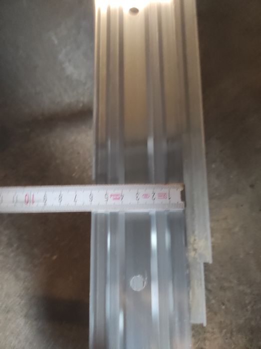 Listwa dociskowa aluminiowa