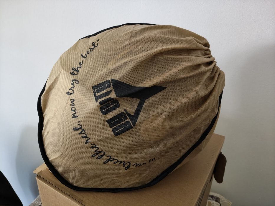 Capacete By City