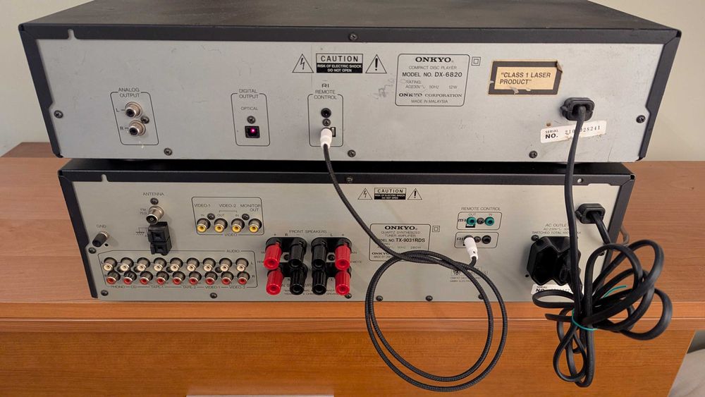 wysokiej jakości zestaw Hi-Fi stereo Onkyo - amplituner, CD, pilot