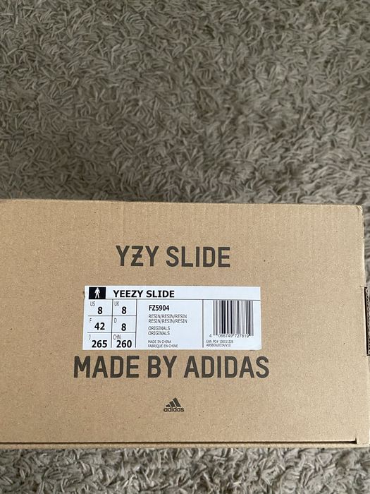 Adidias Yeezy Slide Resin