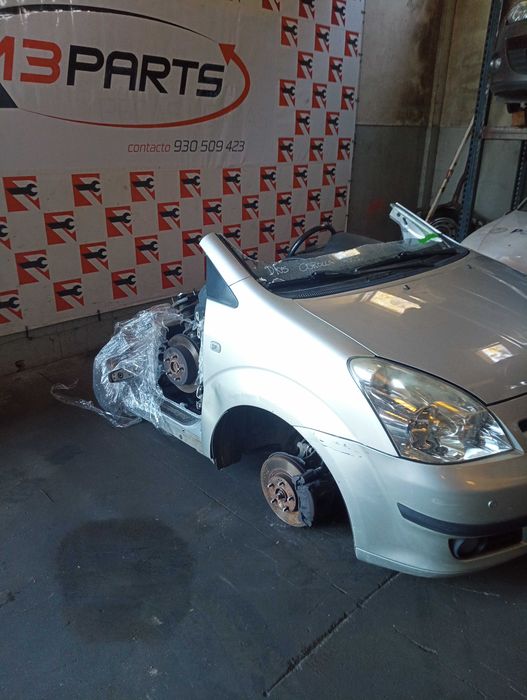 Frente Completa Toyota Corolla Verso 2.2 D4D 2007 #D105
