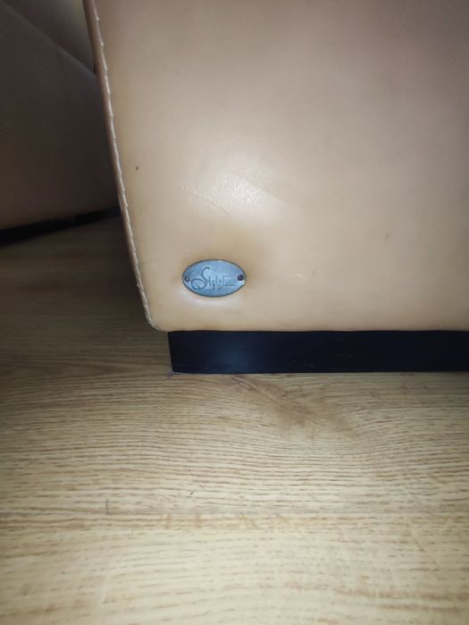 Sofás pele 100%,, lugares 3+2