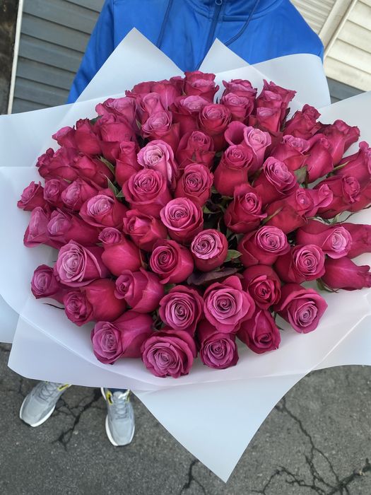 Букет троянд, букет 51 троянда, букет 101 троянда, доставка квітівКиїв