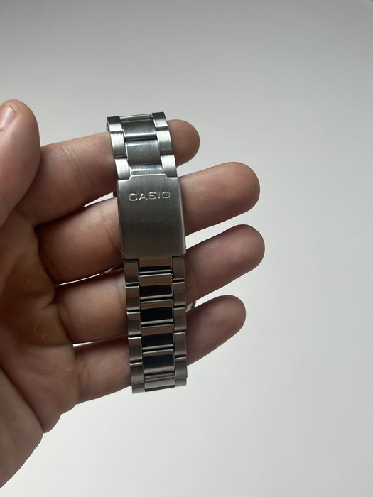 Casio MTP-1302 Silver/White/Pattern