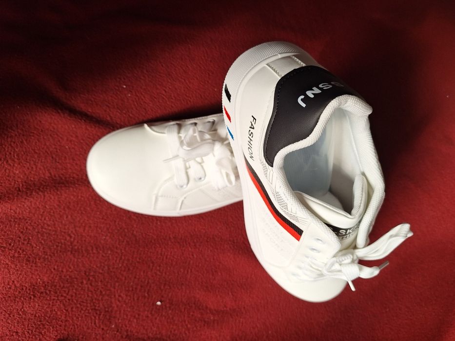 Męskie buty sportowe, wkładka 29cm