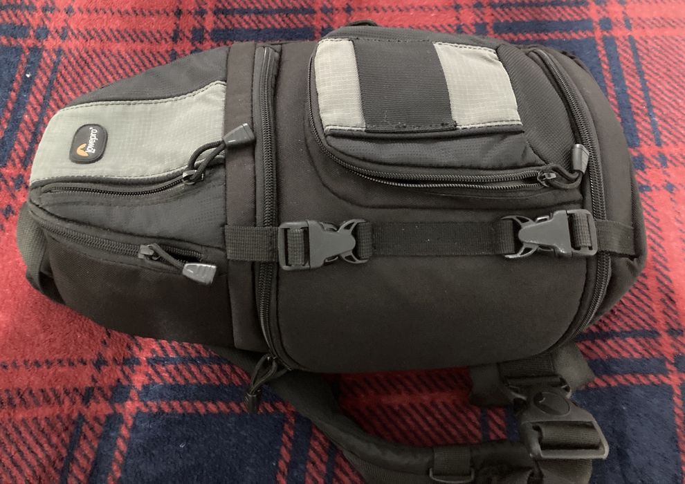 Lowepro SlingShot 102 AW ( Original )