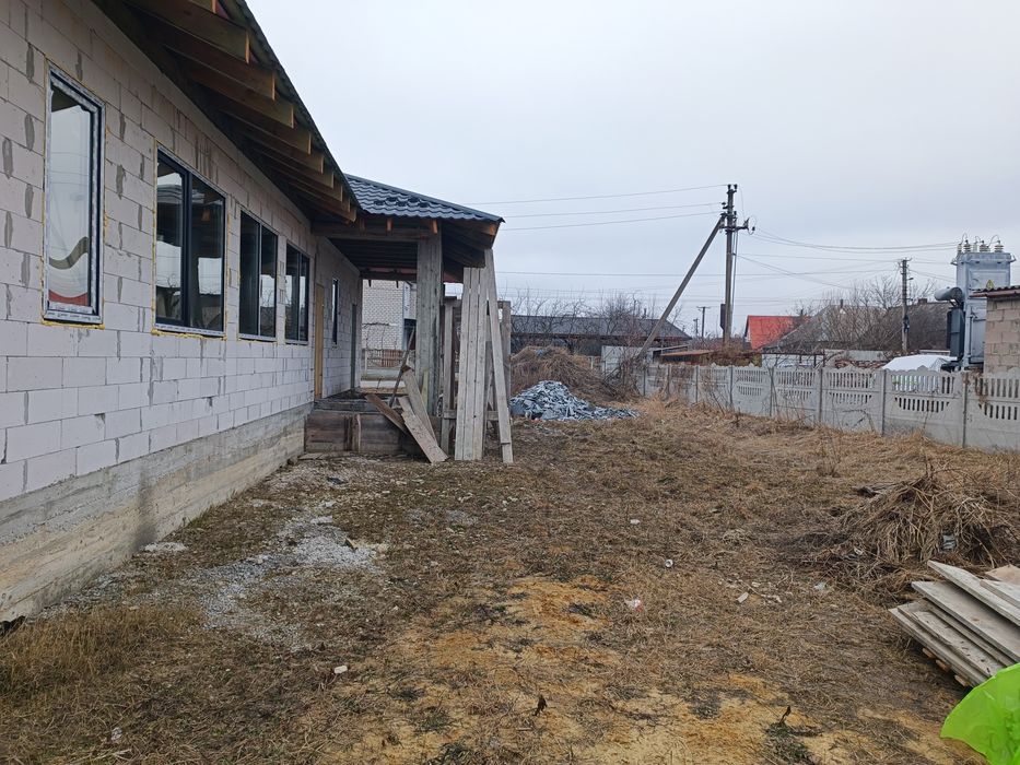 продажа дома в Довжике в центре села