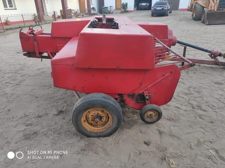 Прес підборщик masseu fergysson 128