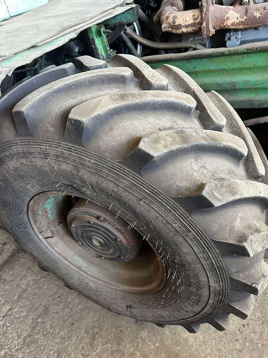 Трактор ХТЗ Т-150, двигун ЯМЗ-236, на 180 к.с., з 5 корп. ПЛУГОМ, 1990