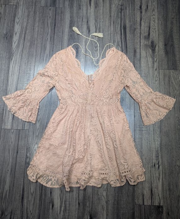 Love Triangle sukienka ażurowa koronka boho