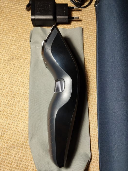 Нова машинка Philips (тример) — комплект як на фото