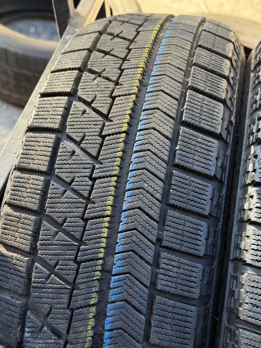 Шины БУ 195 65 R 15 Bridgestone Blizzak VRX Зима Комплект резина