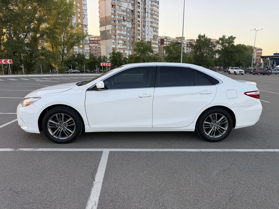 Toyota Camry 2017