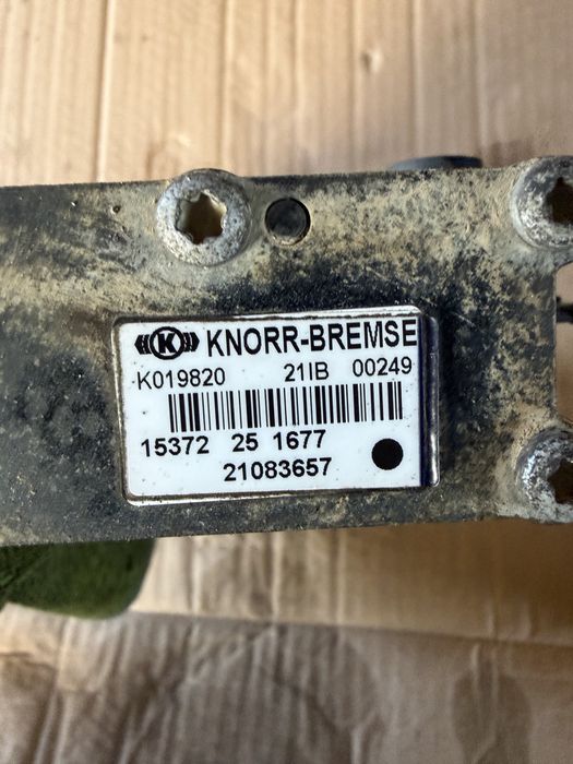 Zawór ecas poduszek volvo fh fmx renault gmat T