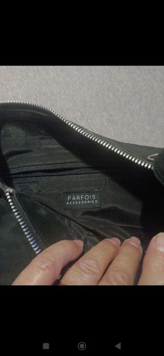 Mala super gira em pele da Parfois