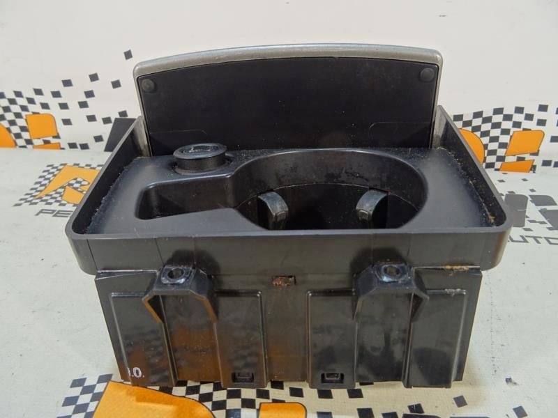 Isqueiro AUDI A6 (4F2, C6)
