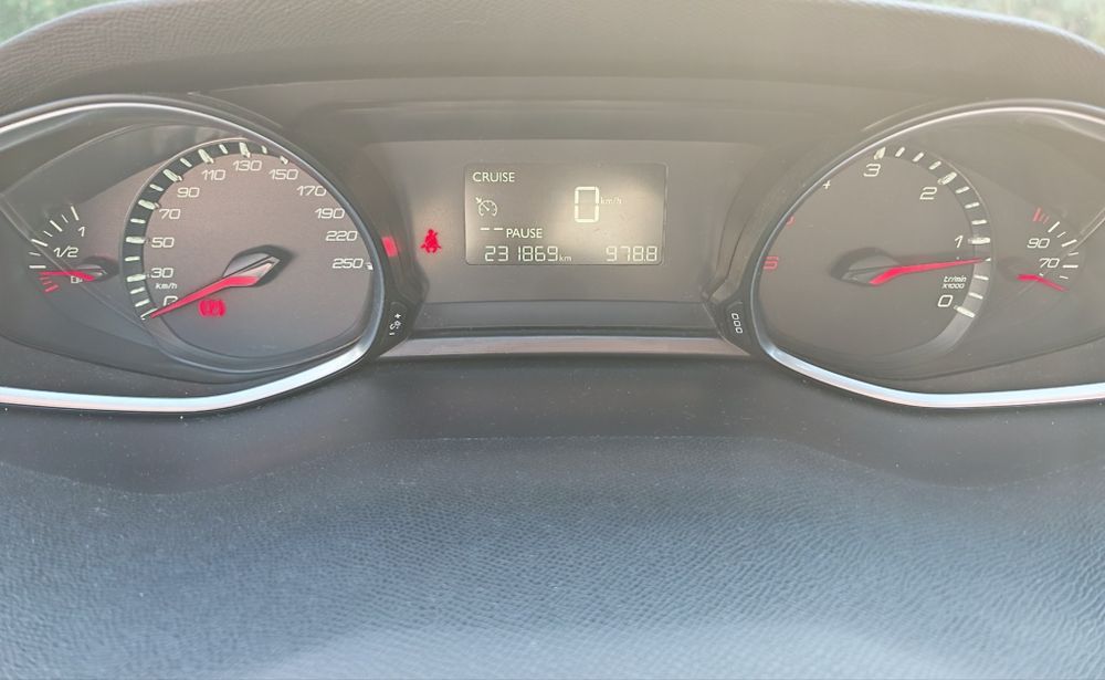 Peugeot 308 SW ll BlueHDI 120