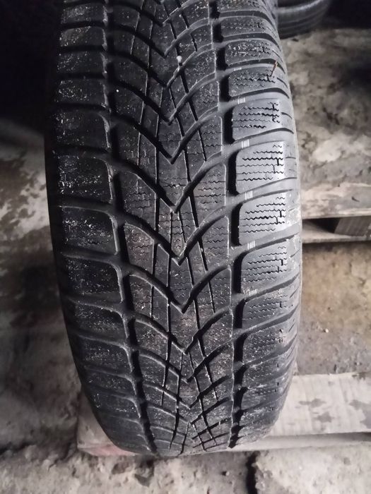 195.65.15 Dunlop 1шт зима шини гума склад Харків Шиномантаж бу бв 60