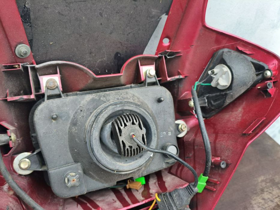 Обтекатель, морда в сборе, фара, лобовое Yamaha YBR 125