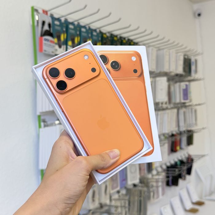 Iphone 17 Pro Max 512 Gb Orange Cosmic / Neverlock