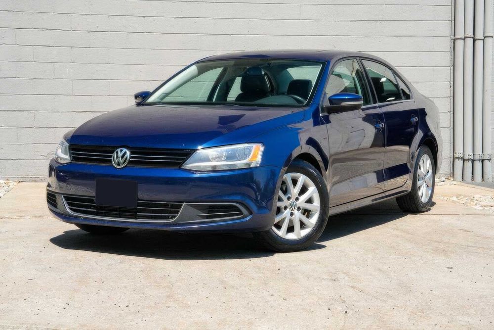 Volkswagen Jetta      2013