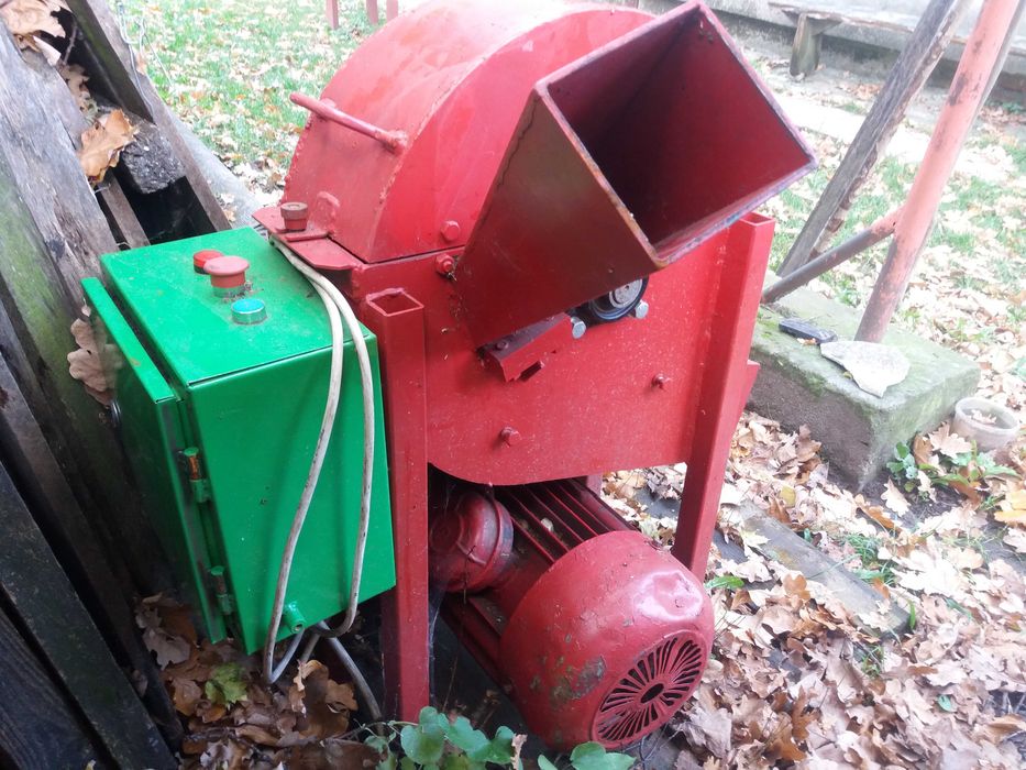 Продаю дробарку для щепи молоткову