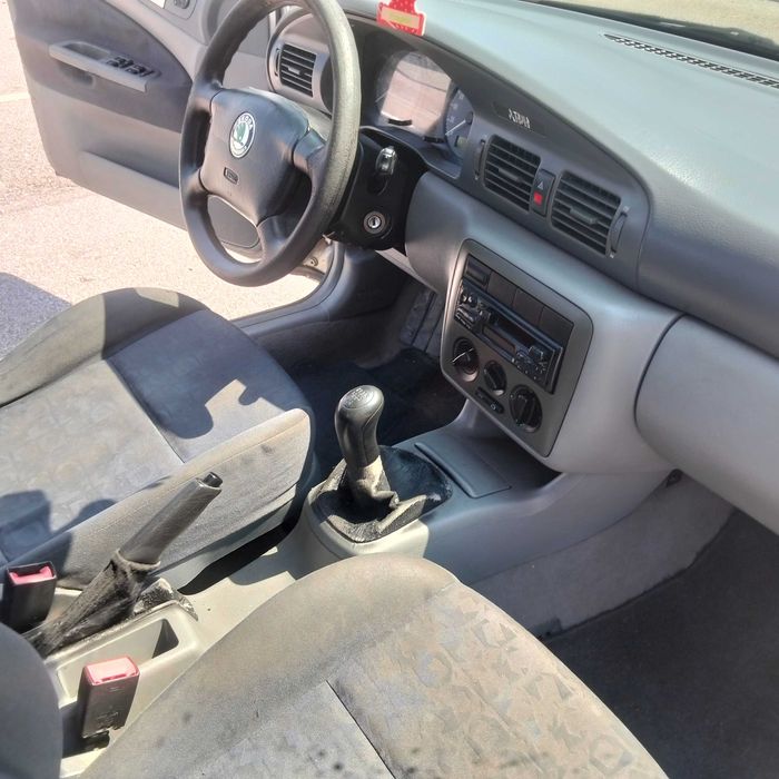 Skoda Octavia 1.9tdi 90cv Único Dono