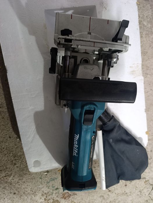 Frezarka Makita do lameli nowa. DPJ180Z