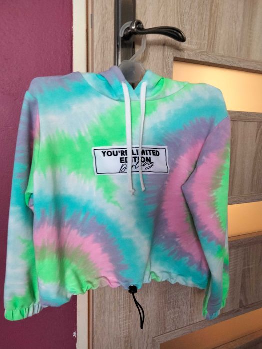 Kolorowa bluza dziewczęca