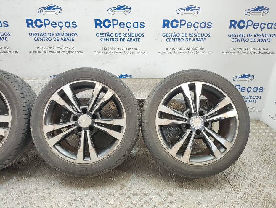 Conjunto de Jantes 17 Twin-Spoke Mercedes Benz Classe E W212 8J ET48 5x112 2009 a 2016