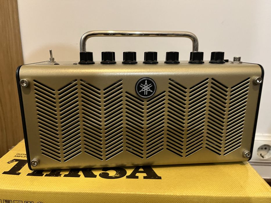 Amplificador Guitarra Yamaha THR5A 10W acusticas e electricas