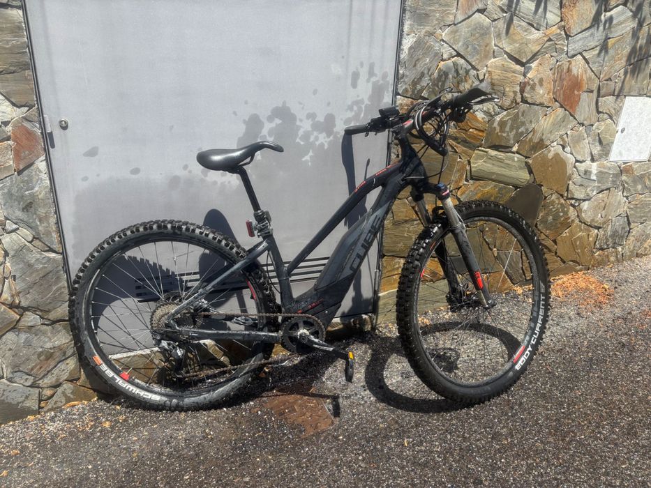 Vendo Bicicleta Elétrica Cube Acid Hybrid – Bosch Active Line Plus
