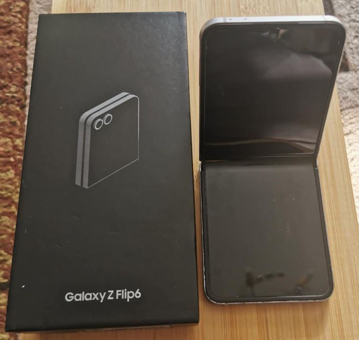 Telefon Samsung Z Flip 6