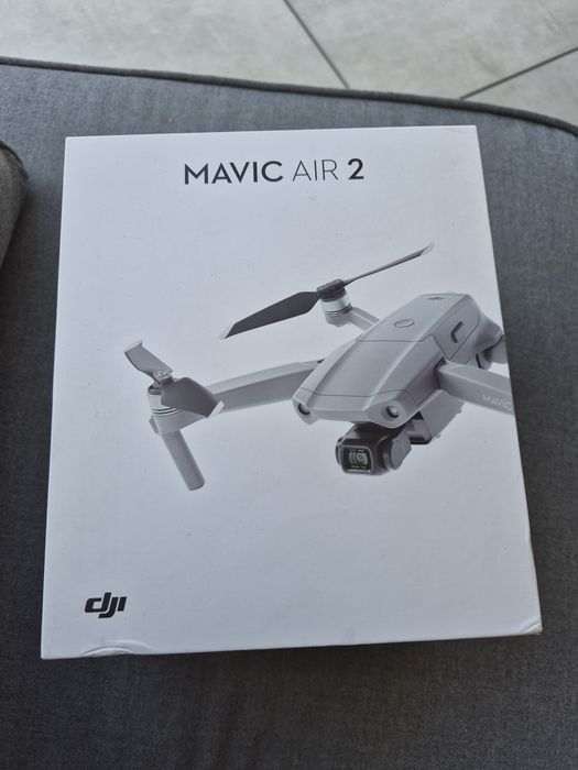 Dron DJI Mavic AIR 2