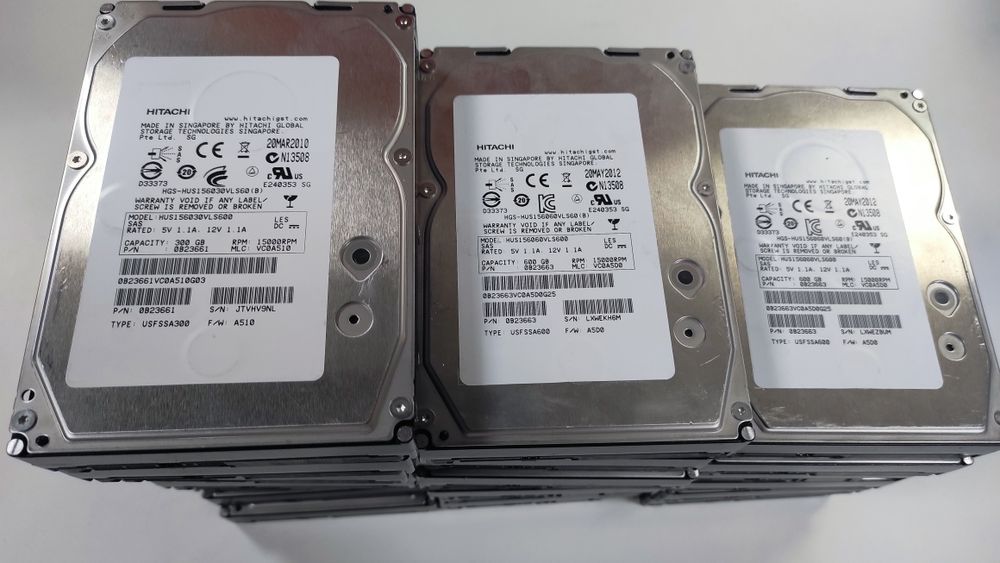 Серверний диск SAS HDD 3.5" 15k 300Gb 600Gb 15000 LFF
