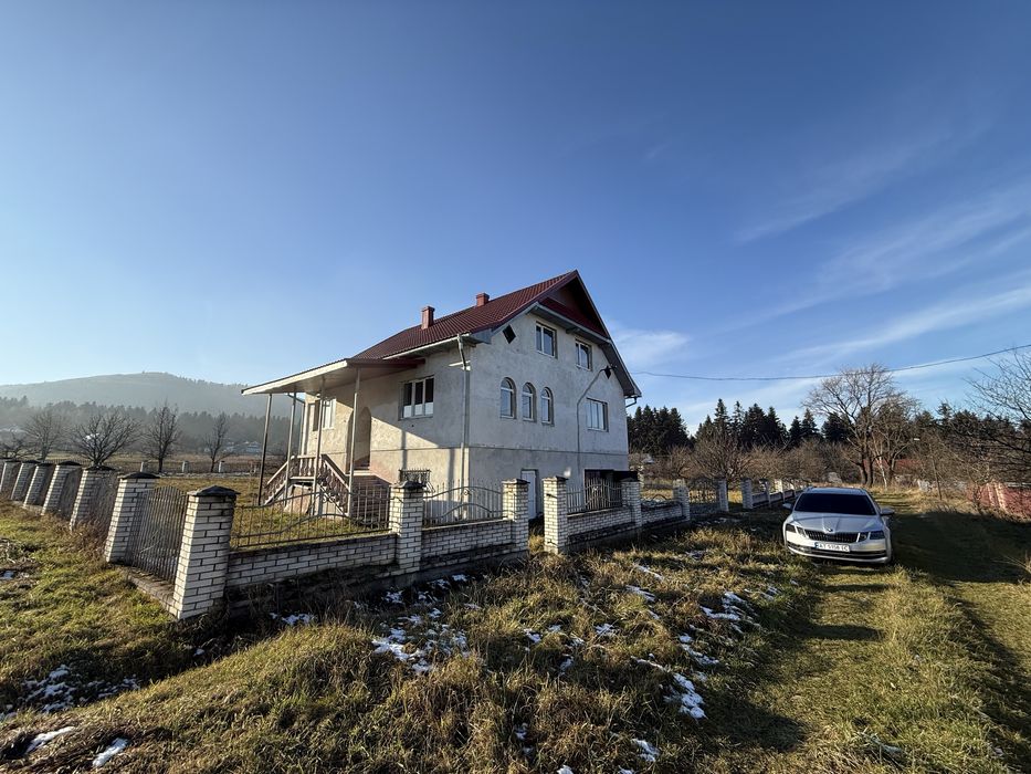 Продаж будинку с. Лоєва Надвірнянський р-н
