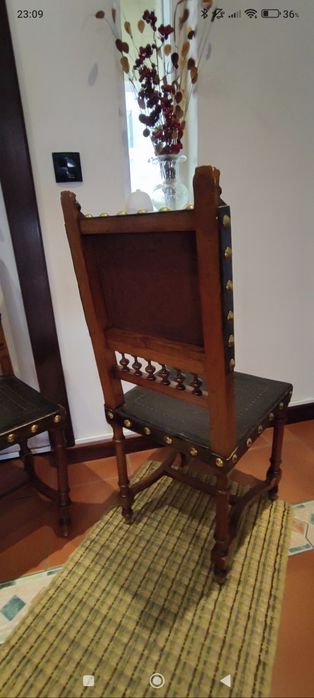 Cadeirão com braços + 4 cadeirasSéc XIX/XX