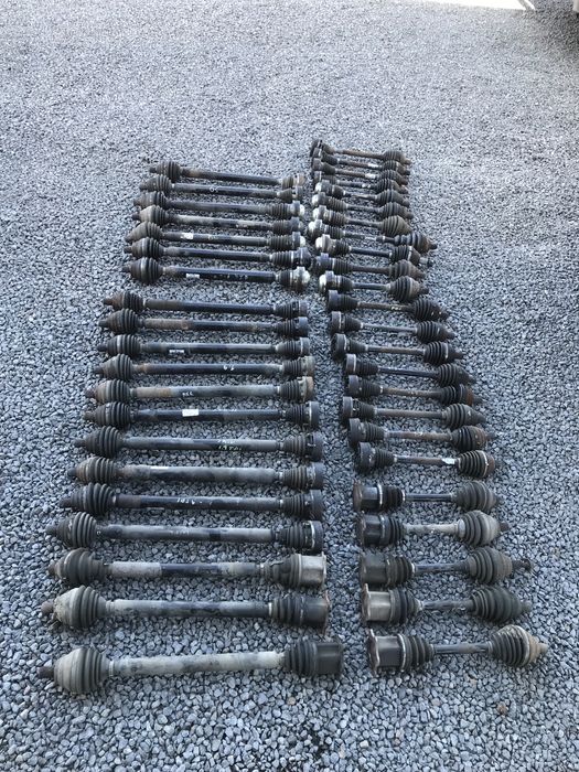 Піввісь R+L полуось skoda a5, vw passat b6, golf5, touran 1.6 1.9 2.0