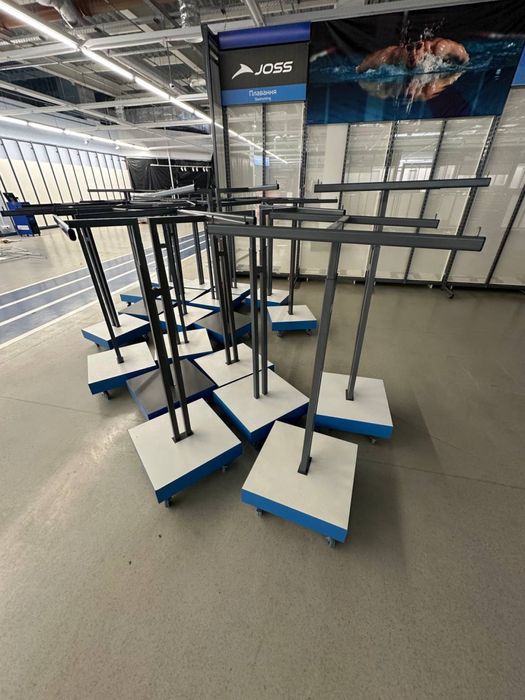 Стойка вешалка для одежды