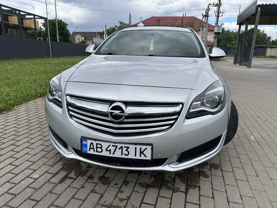 Продам Opel  Insignia 2014 рік