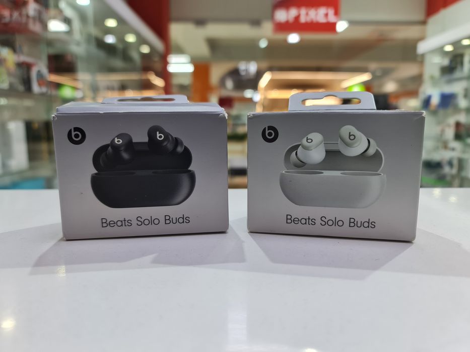 Beats by Dr. Dre Solo Buds Matte Black Storm Gray MUVW3 MUVY3