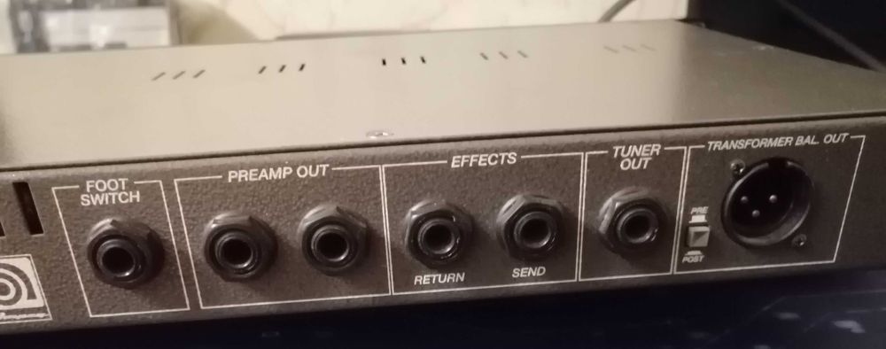 Басовий преамп Ampeg SVP-PRO