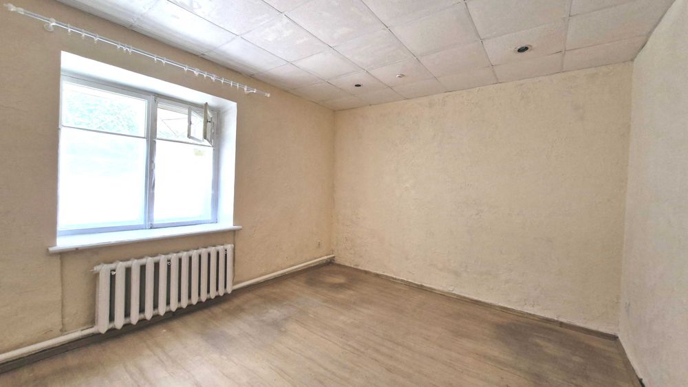 Продам 3 комнатную квартиру дом  в центре Соборная площадь Дерибасовск