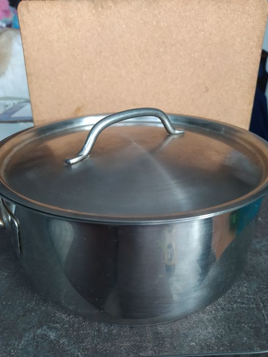 Garnek stal nierdzewna Solgas