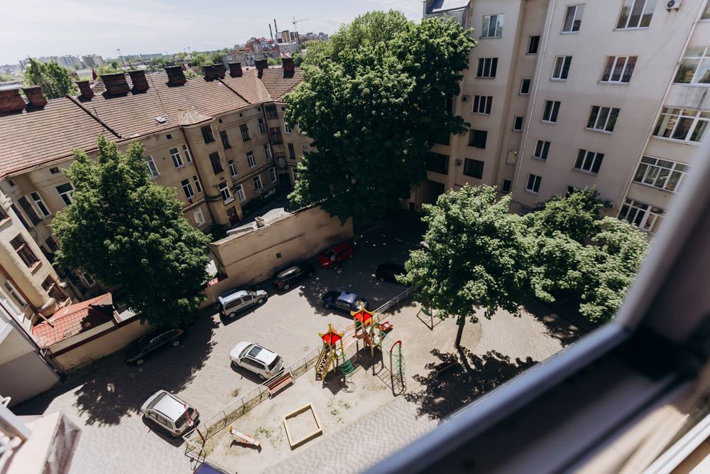 Затишна студія для двох