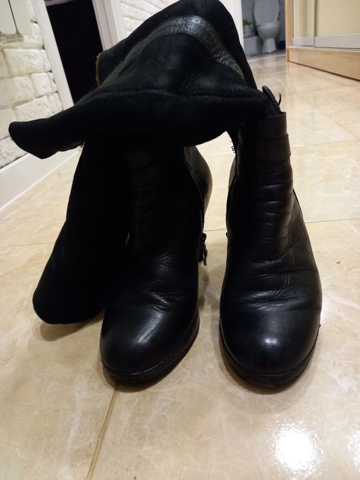 Шкіряні жіночі чоботи на цегейці 40р