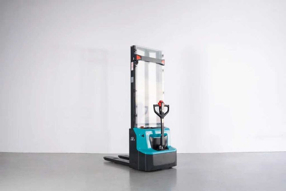 Stacker electrico BAOLI KBS 12 NOVO 1200 kg sobe 3.60 mts (912800375)