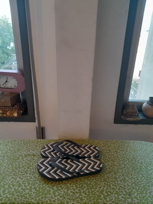 Vendo Chinelos de Senhora muito bonitos como novos