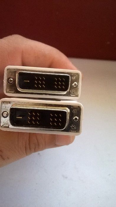 Cabo Dvi como novo.